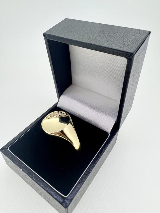 9ct Gold Men’s Signet Ring