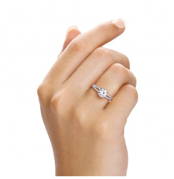 SILVER SOLITAIRE CUBIC ZIRCONIA SPLIT SHANK RING